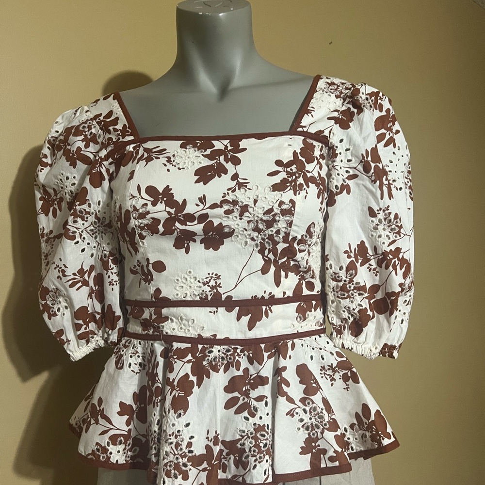 En Saison Floral Puff Sleeve Peplum Blouse - Brown and White